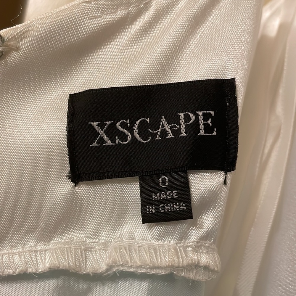 Escape Keyhole Light Blue Dress - Picture 11 of 12